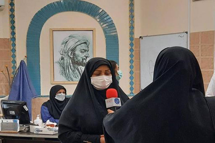 بازدید مدیرکل دفتر طب ایرانی و مکمل وزارت بهداشت از مرکز واکسیناسیون سلامتکده خارک